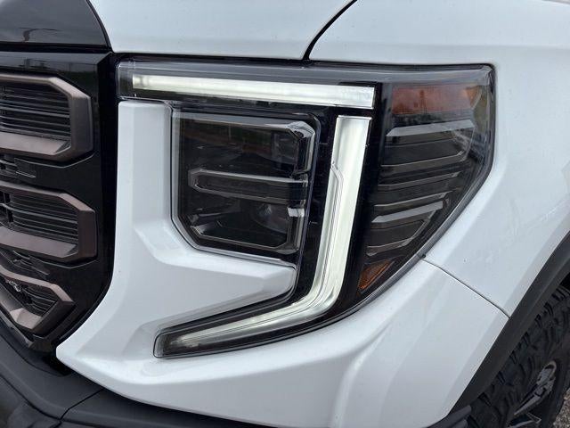 2023 GMC Sierra 1500 Crew Cab Short Box 4-Wheel Drive AT4X