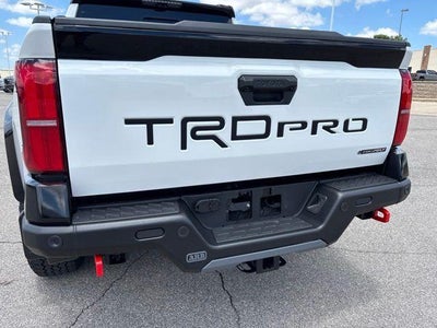 2025 Toyota Tacoma 4WD 4WD TRD Sport Hybrid Double Cab 5' Bed AT (Natl)