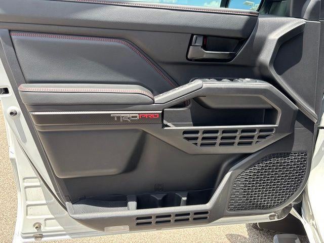 2025 Toyota Tacoma 4WD 4WD TRD Sport Hybrid Double Cab 5' Bed AT (Natl)