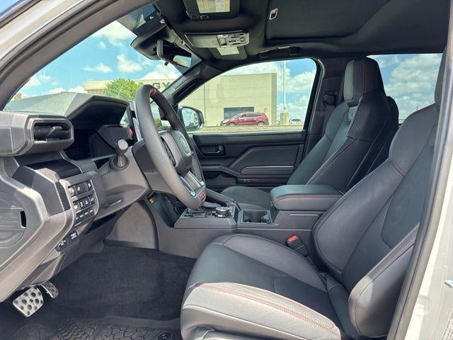 2025 Toyota Tacoma 4WD 4WD TRD Sport Hybrid Double Cab 5' Bed AT (Natl)