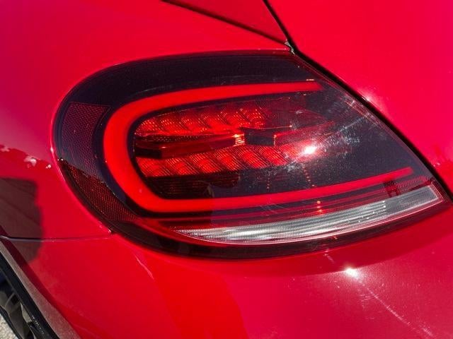 2019 Volkswagen Beetle SE Auto