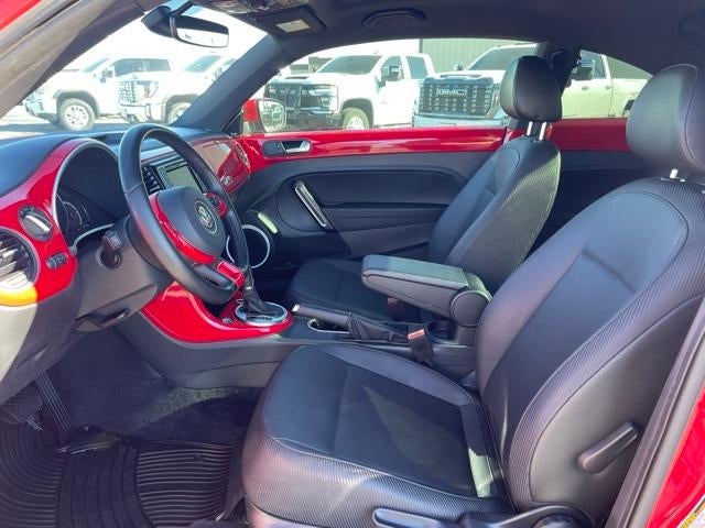 2019 Volkswagen Beetle SE Auto