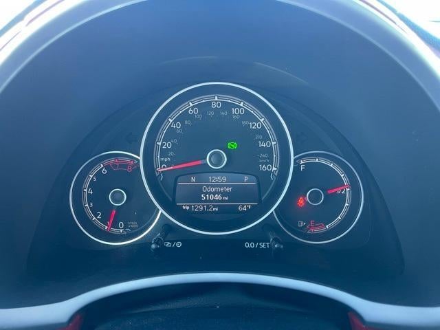 2019 Volkswagen Beetle SE Auto