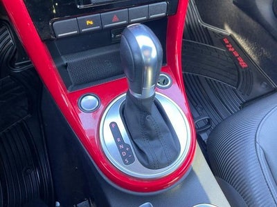 2019 Volkswagen Beetle SE Auto