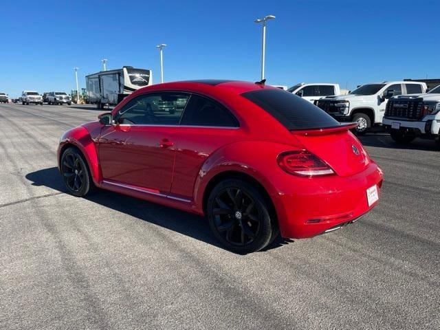 2019 Volkswagen Beetle SE Auto