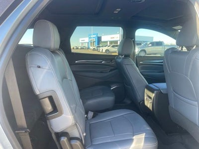 2024 Buick Enclave Essence FWD