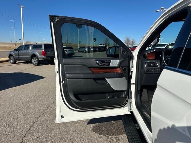 2023 Lincoln Navigator L Reserve 4x4