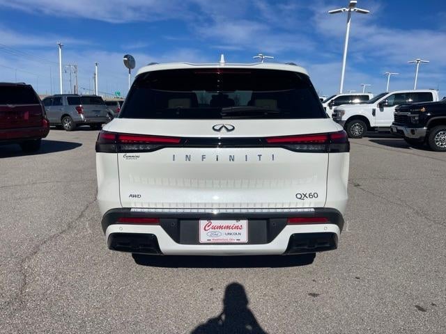 2023 INFINITI QX60 LUXE AWD