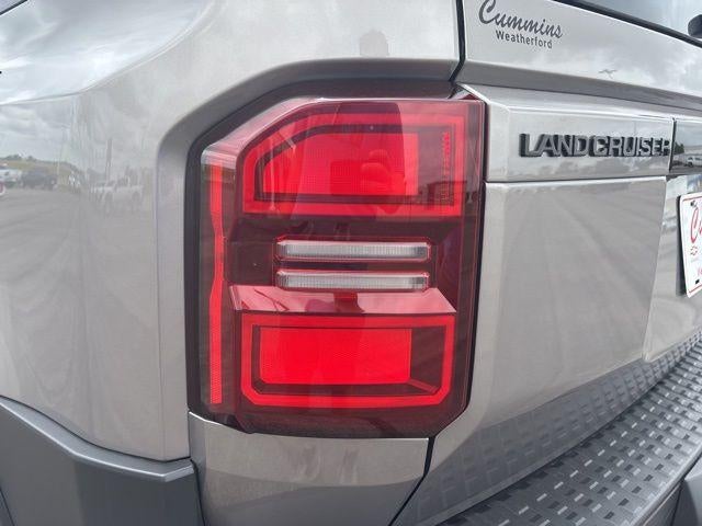 2025 Toyota Land Cruiser 4WD (GS)