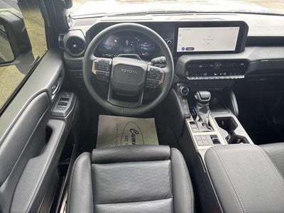 2025 Toyota Land Cruiser 4WD (GS)