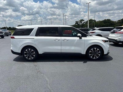 2023 Kia Carnival EX FWD